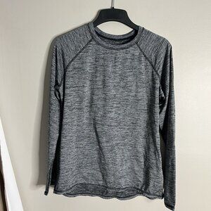 ClimateRight Cuddl Duds Size Large Long Sleeve Tee Top Grey Thumbholes